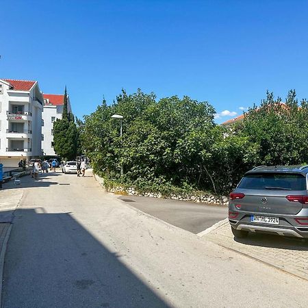 Beachfront Apartments Providenca With Free Parking Makarska Esterno foto