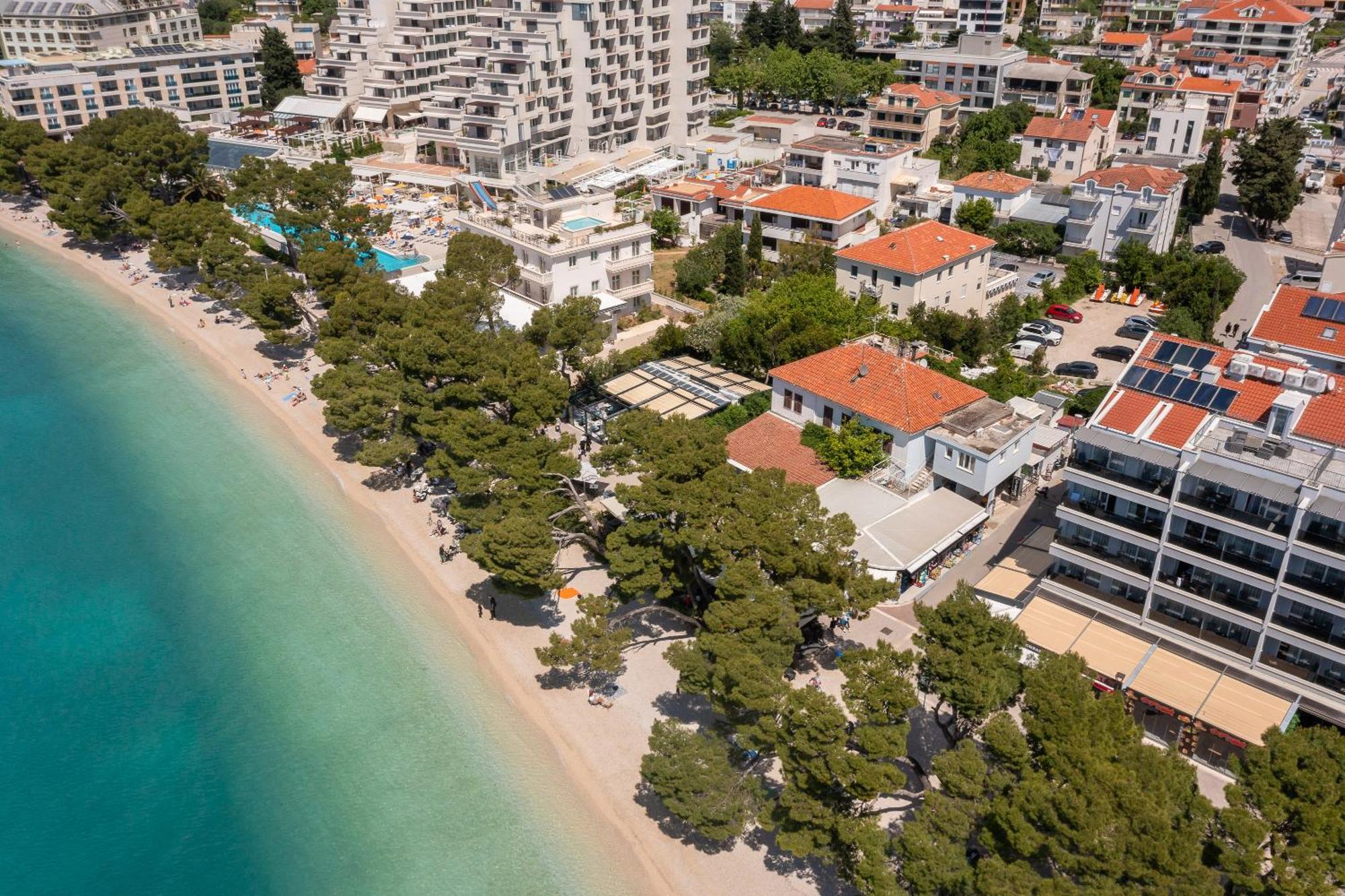 Beachfront Apartments Providenca With Free Parking Makarska Esterno foto
