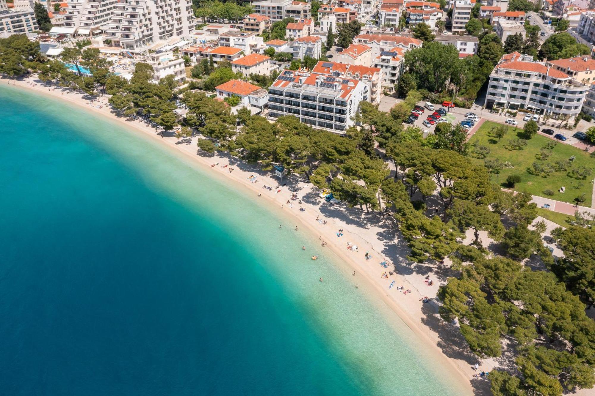 Beachfront Apartments Providenca With Free Parking Makarska Esterno foto