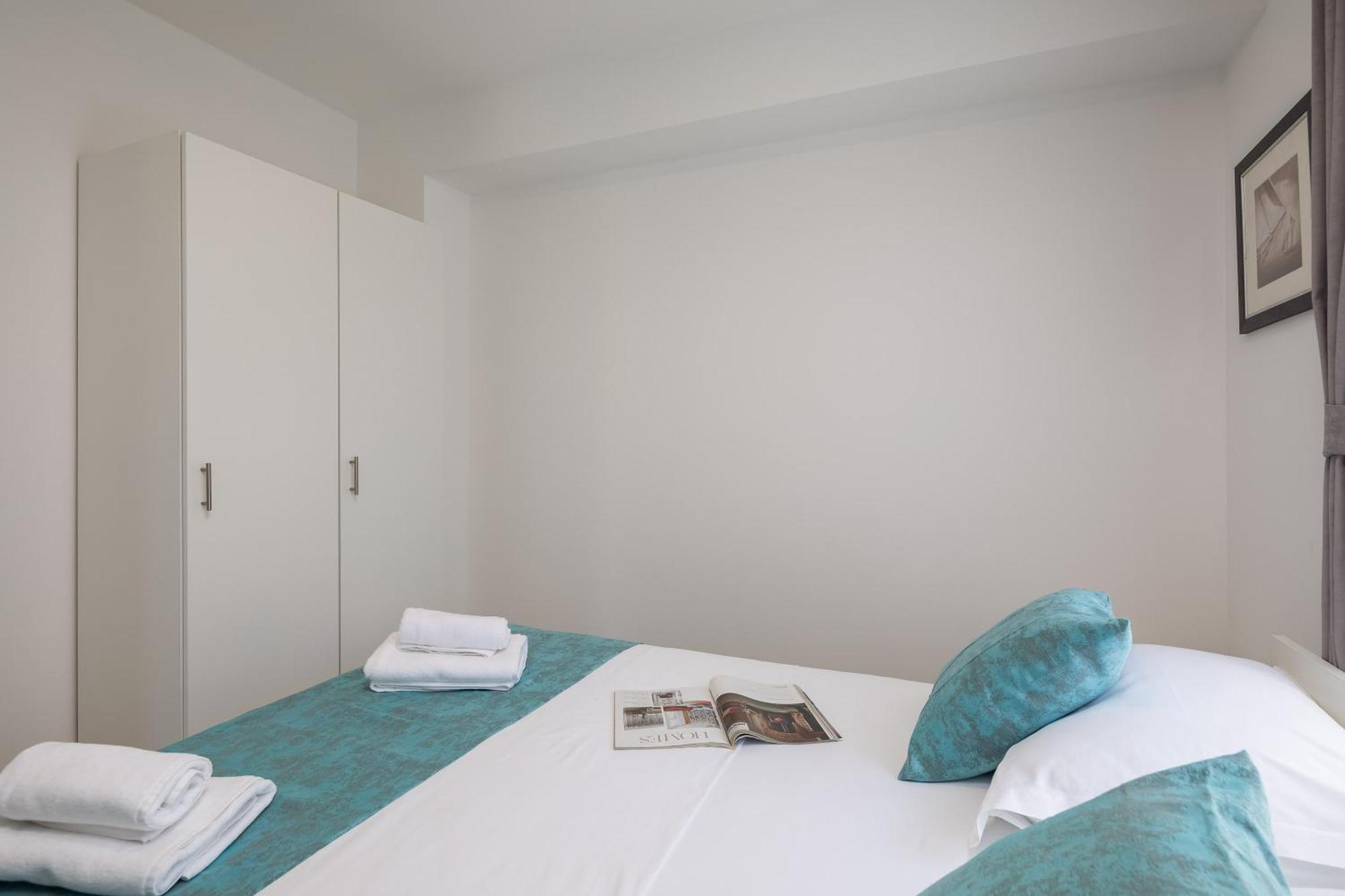 Beachfront Apartments Providenca With Free Parking Makarska Camera foto