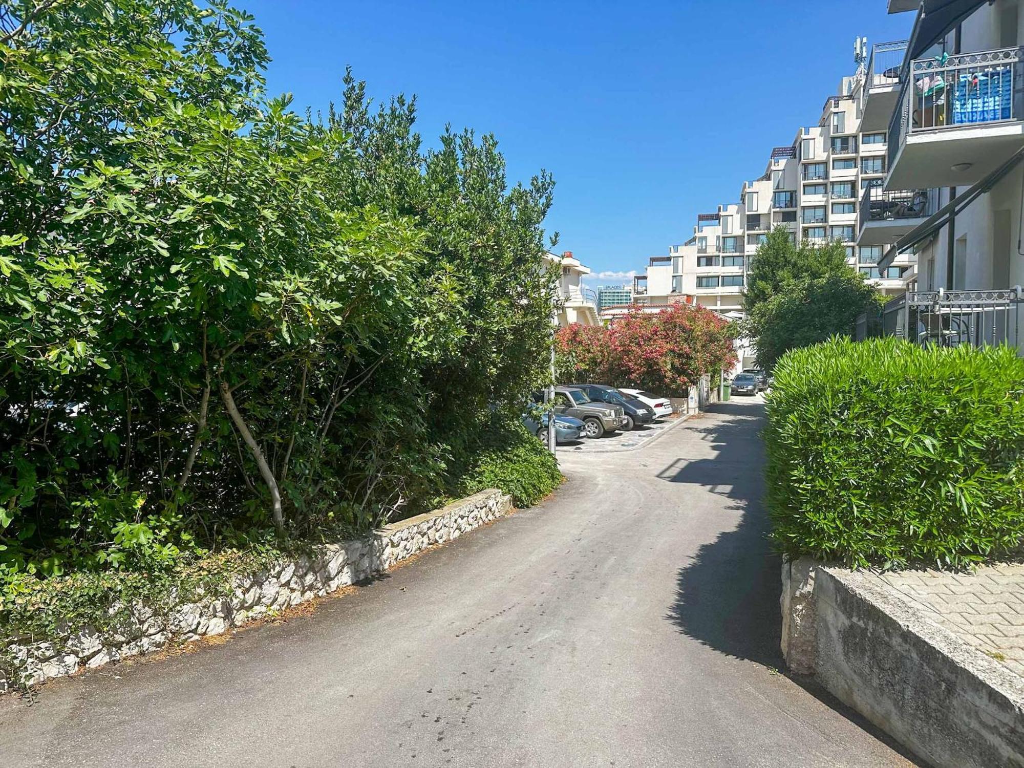 Beachfront Apartments Providenca With Free Parking Makarska Esterno foto